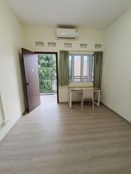 Kitchener Road (D8), Terrace #594648601